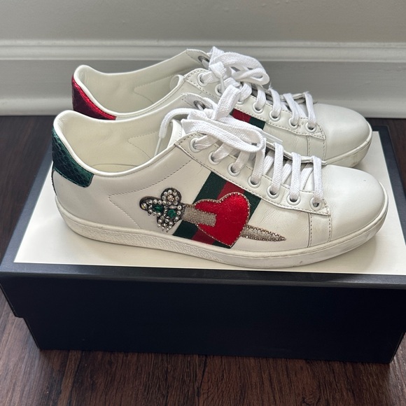 Gucci New Ace White Leather Red Heart Dagger Sword Sneakers - Picture 6 of 7
